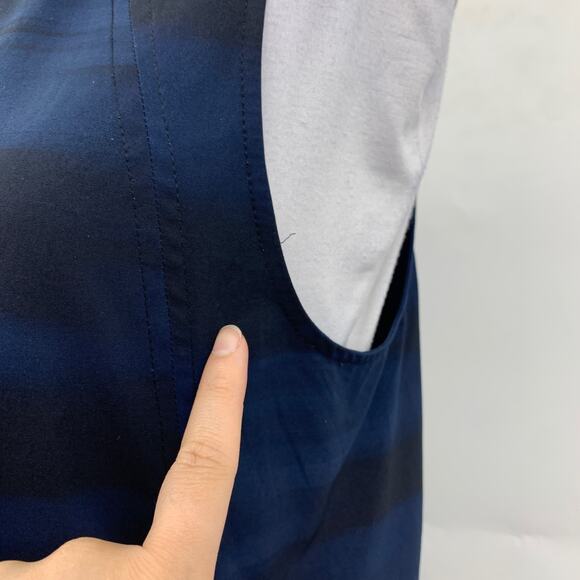 Athleta Tank Top Womens M Medium Navy Black Zephyr Printed Sleeveless Crew Neck - Picture 4 of 13